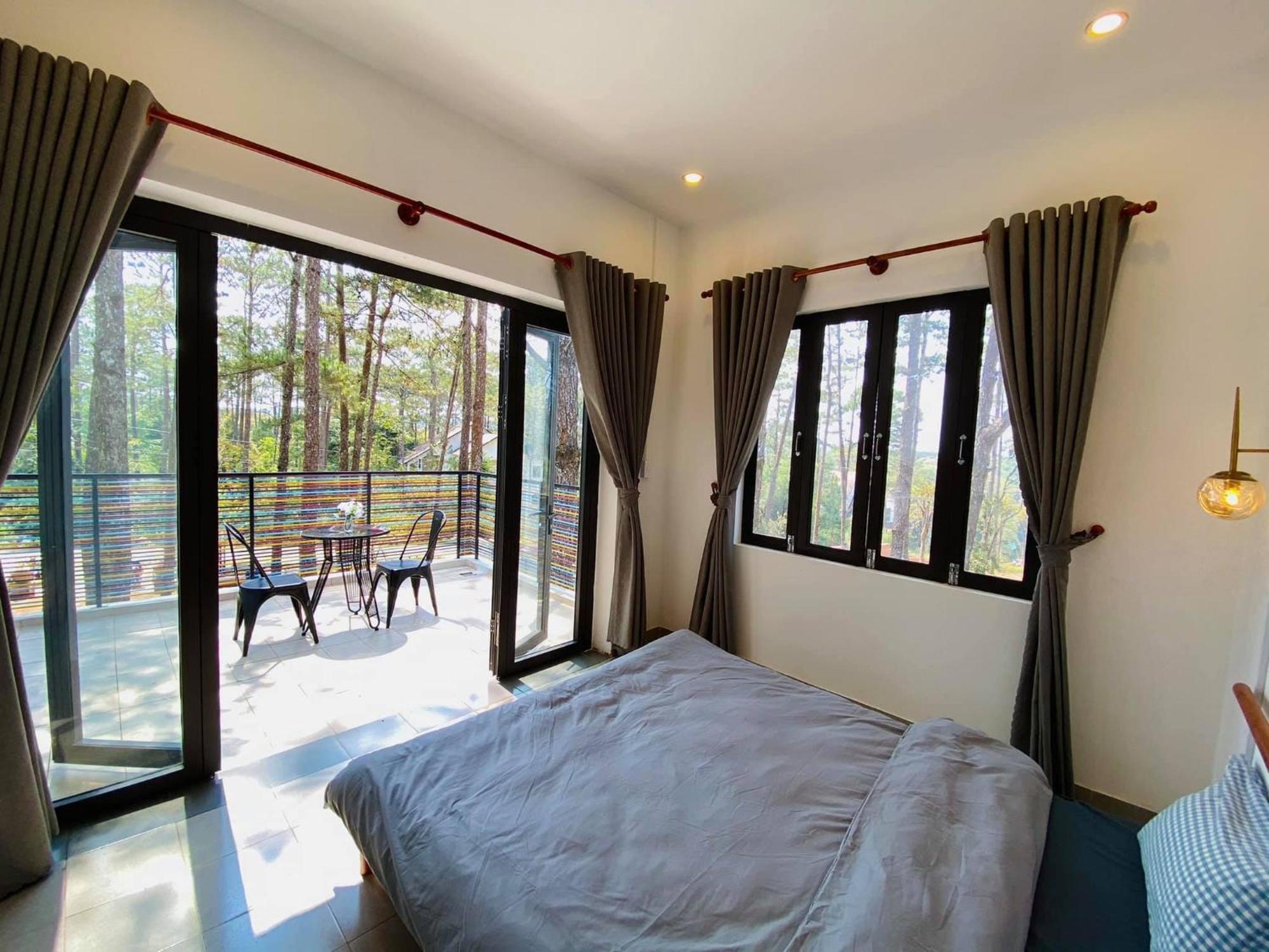 S'Nghe Homestay Mang Den Kon Von Kla Esterno foto